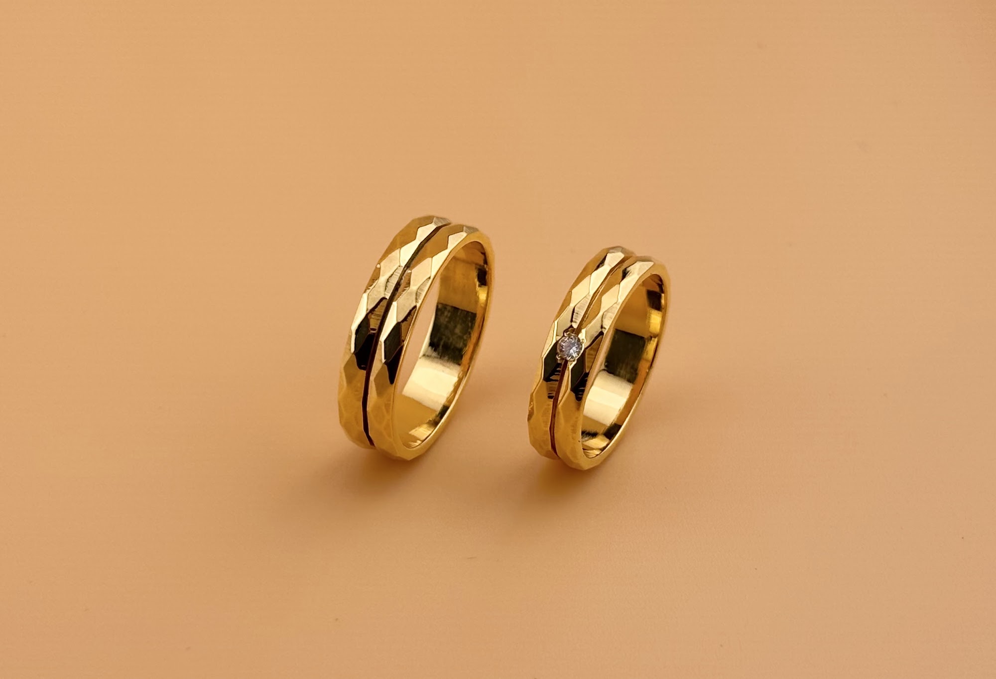 Alternative view of Nhẫn Đôi Prism of Love