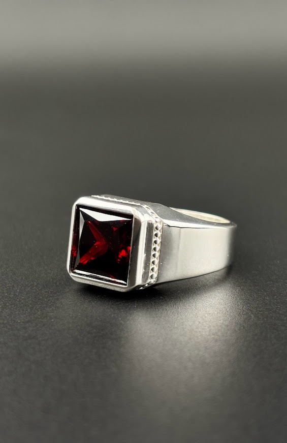 Nhẫn Nam Mẫu 010 - RED ALPHA - Thủ Lĩnh Đỏ