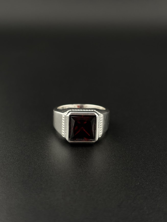 Alternative view of Nhẫn Nam Mẫu 010 - RED ALPHA - Thủ Lĩnh Đỏ